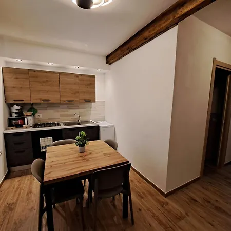 Calinda Apartment